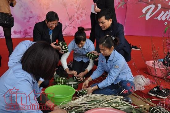 Nhân lên niềm vui Tết cho công nhân lao động ảnh 3